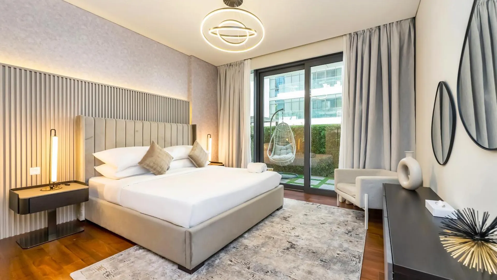 Fam Living - City Walk - Opulent Living Ντουμπάι