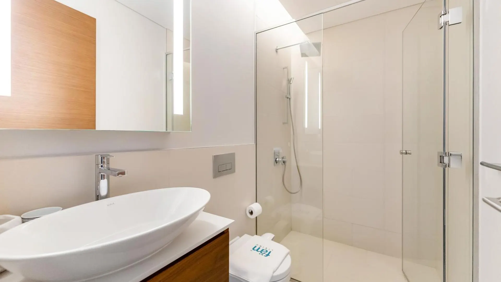 Fam Living - City Walk - Opulent Living Ντουμπάι 0*,  Ηνωμένα Αραβικά Εμιράτα