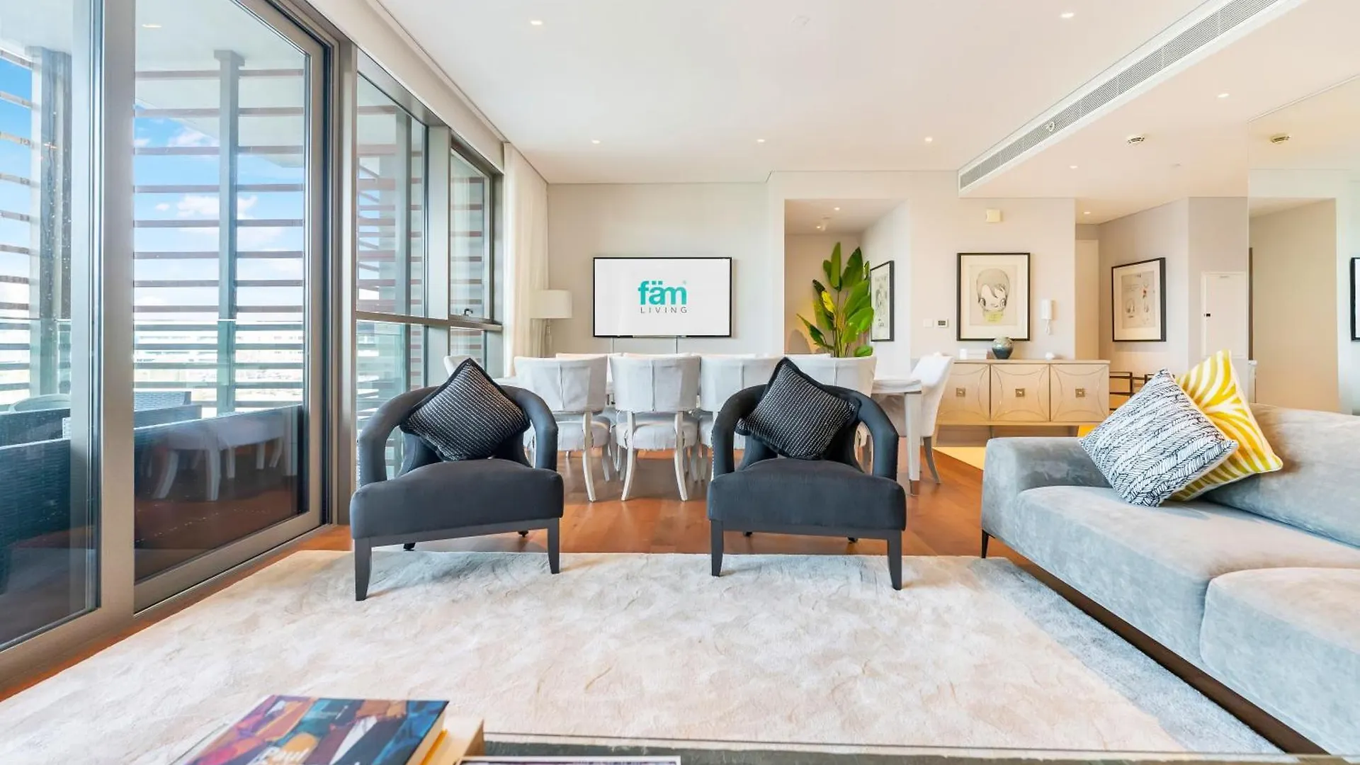 Fam Living - City Walk - Opulent Living Apartment Dubai