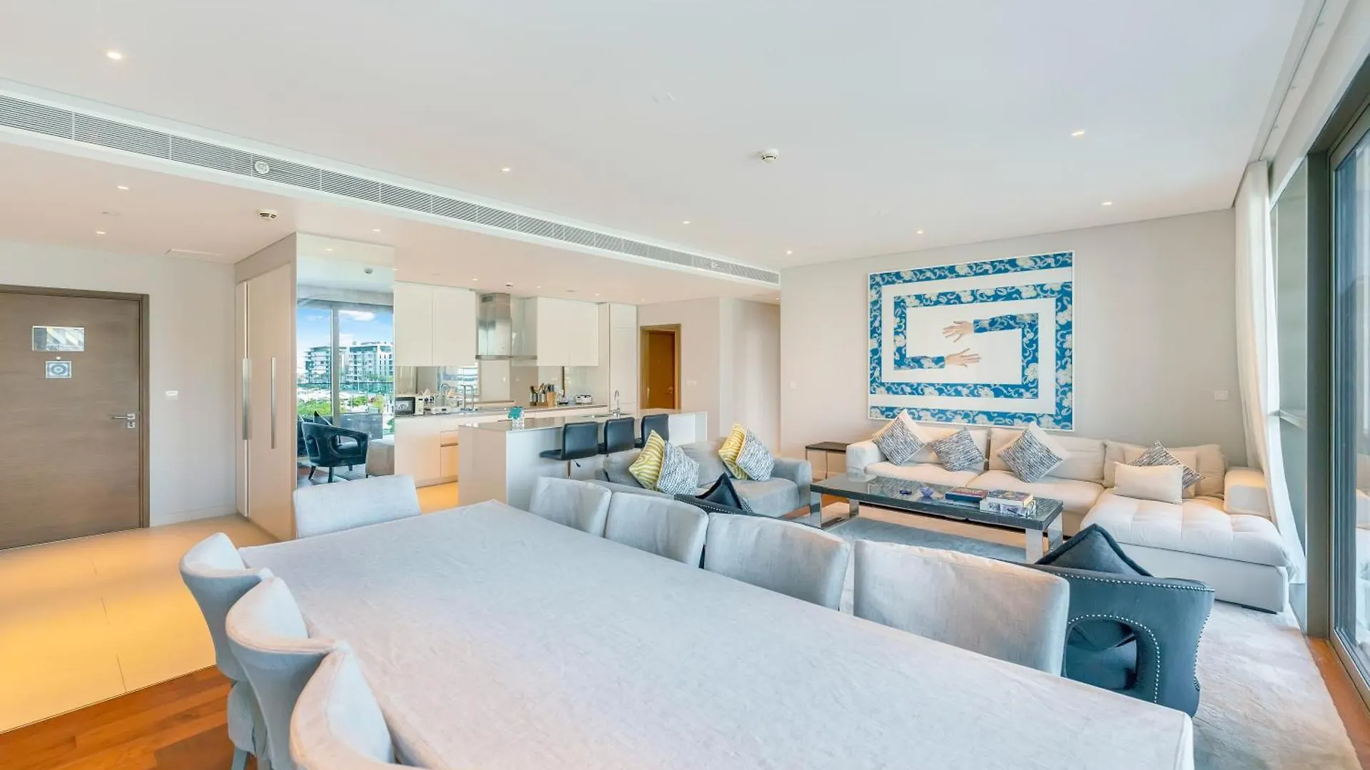 Fam Living - City Walk - Opulent Living Dubai Apartment